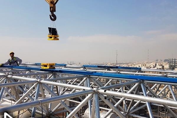 تجهیز اولین سازه هلی پد جداسازی ارتعاشی شده در ایران